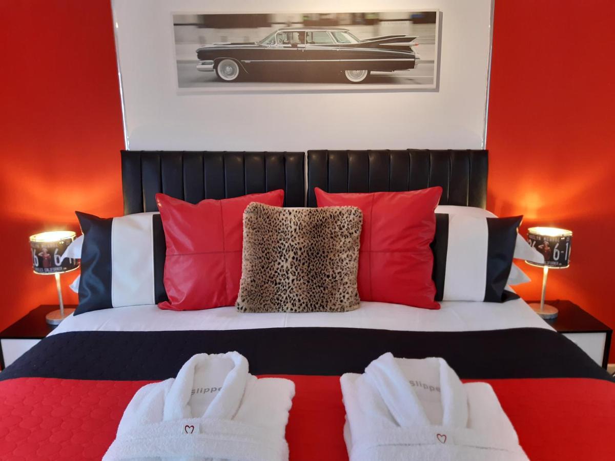Cadillac Kustomz Hotel - Breakfast Available Rothesay Bagian luar foto